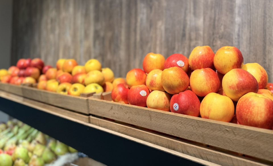 Au Bon Marché Falaisien – étals de produits frais